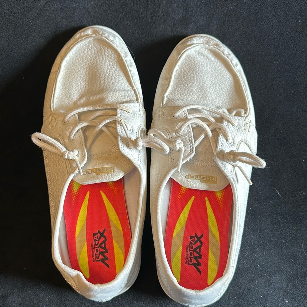 Skechers On The Go